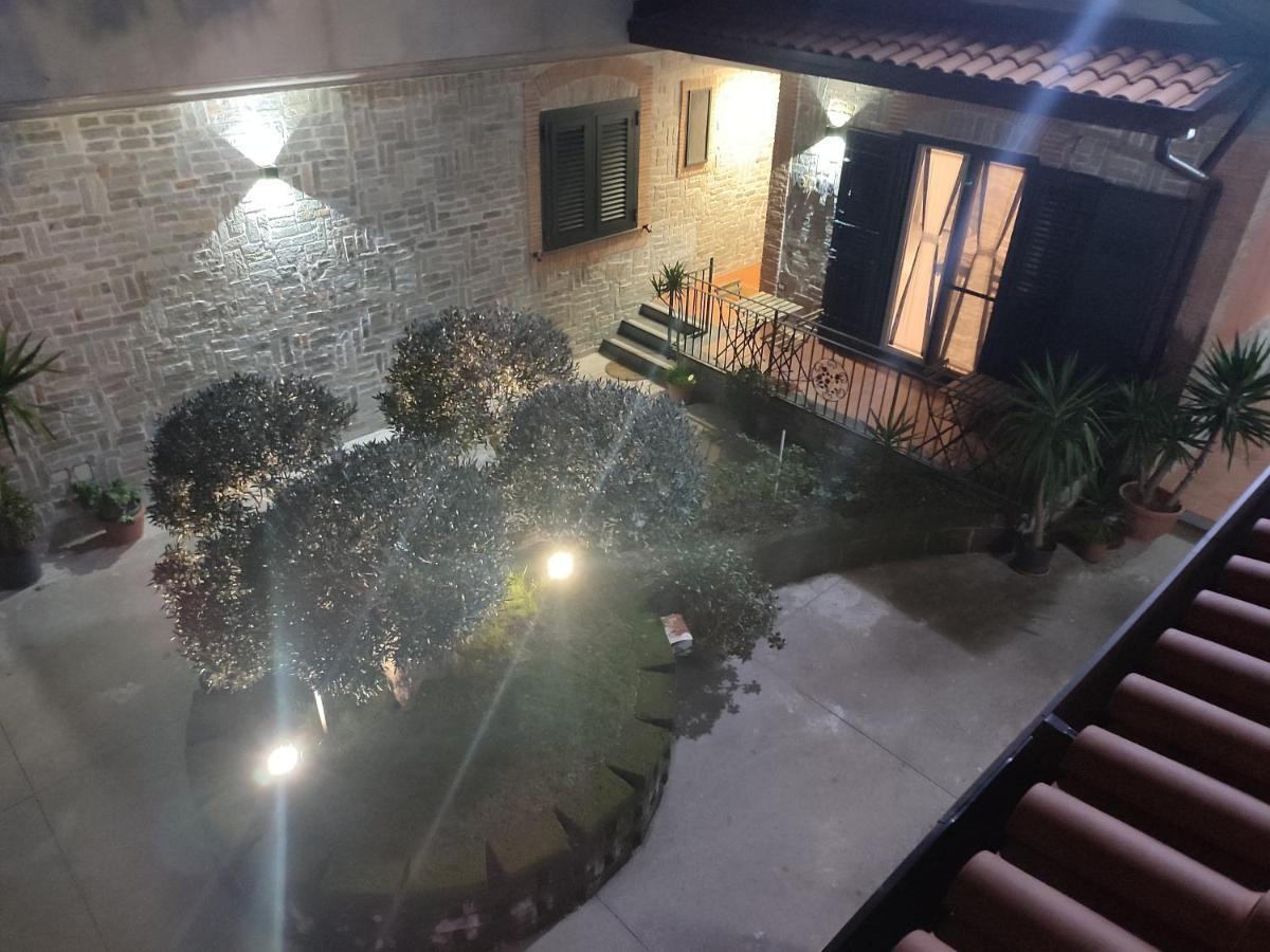 Midway House Italy Apartment Sant'Egidio del Monte Albino 外观 照片